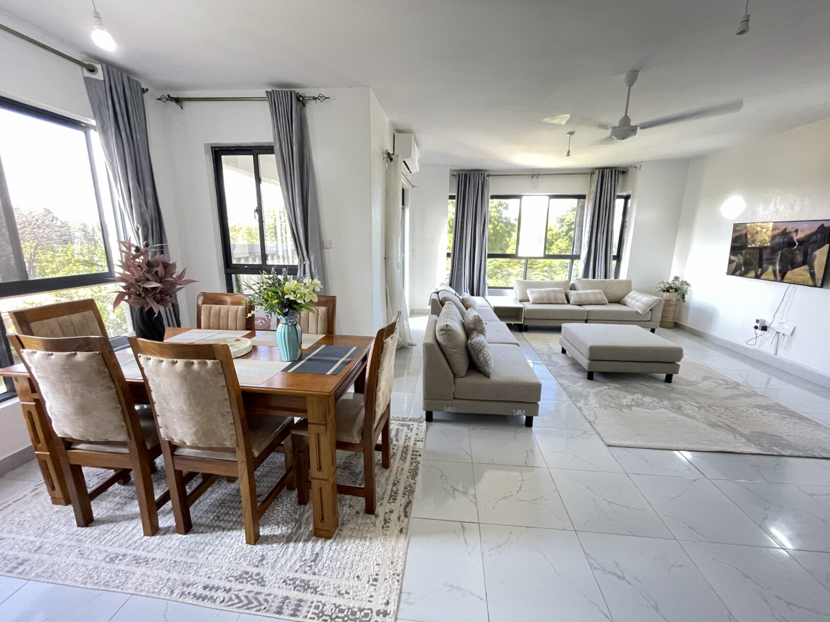 Beautiful 2 Bedroom Apartment Mombasa/Nyali | AirCon | Pool | TV | Wifi